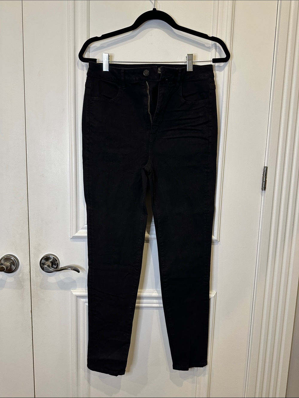 American Eagle Outfitters Black High-Rise Jeggings - Picture 1 of 6